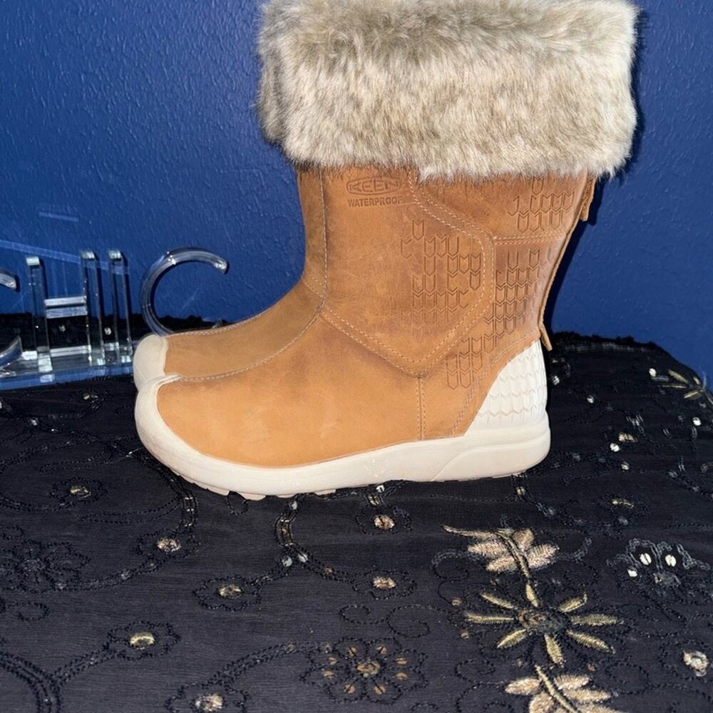 ❄️ Keen Fremont Zip Waterproof Winter Boots Tan & Cream Size 7 EUC
